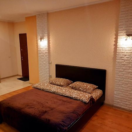 Залізнична 49 "Хочу Цю!" Apartment Ivano-Frankivsk Exterior foto