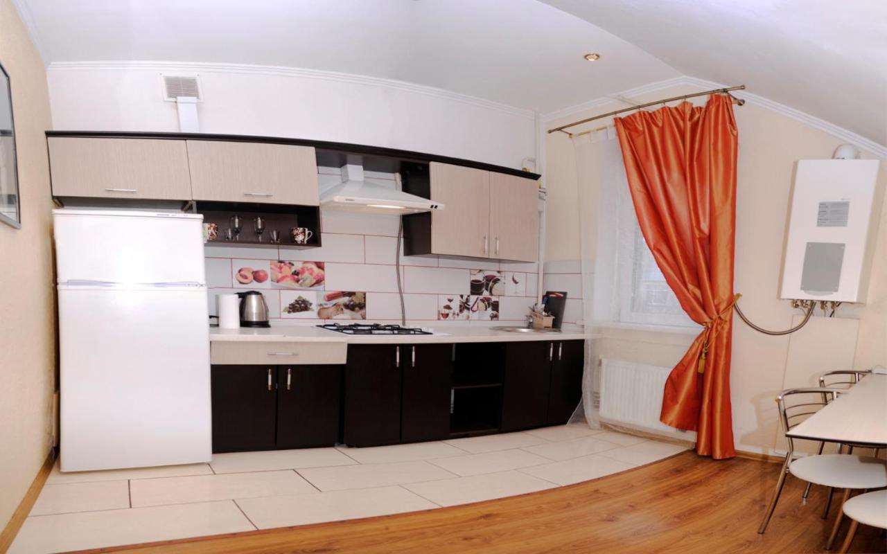 Залізнична 49 "Хочу Цю!" Apartment Ivano-Frankivsk Exterior foto